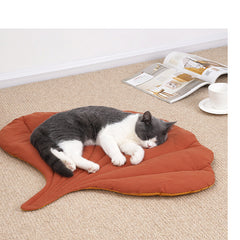 Leaf Shape Soft Dog Blanket