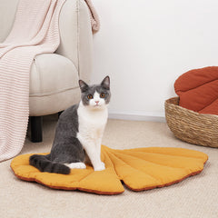 Leaf Shape Soft Dog Blanket