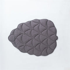 Leaf Shape Dog Blanket